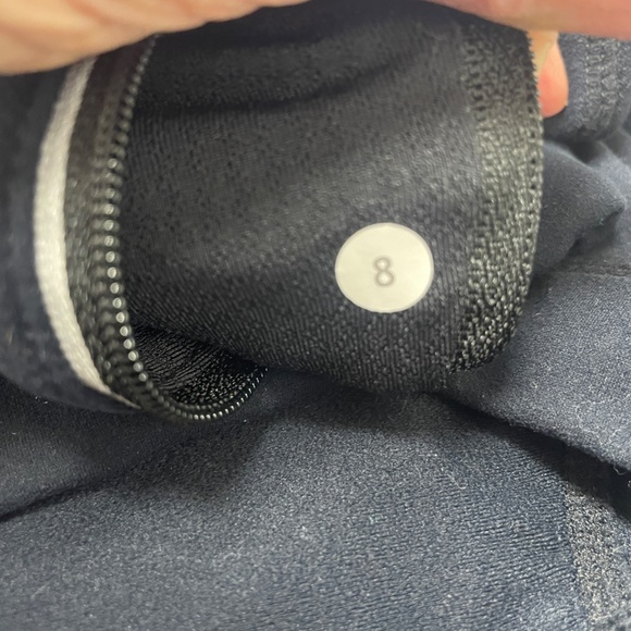 Lululemon Run Back On Track Pullover Hoodie Ponytail Hole - Picture 11 of 11